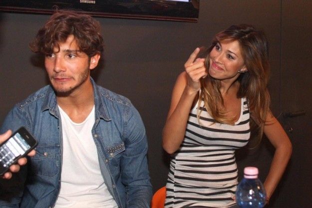 Belen e Stefano al pitti uomo