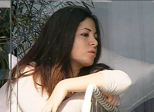 GF12 gaia fabrizio e valentina giochi bollenti sotto le lenzuola