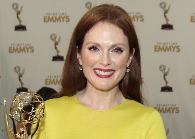 julianne moore attacca silvio berlusconi