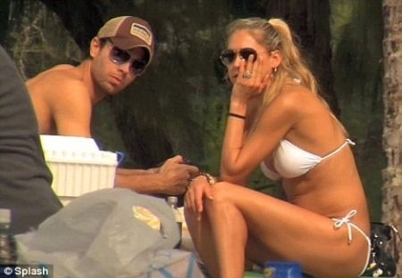 Le foto di Enrique Iglesias e Anna Kournikova