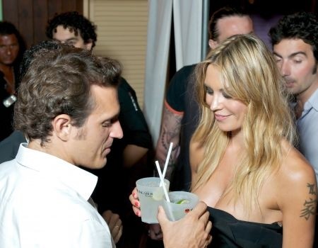 Elenoire Casalegno e Matteo Malacco felici e innamorati al Twiga