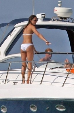 Pippa Middleton lato b in barca