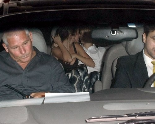 Justin Bieber e Selena Gomez in auto