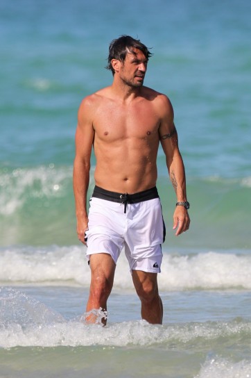 Paolo Maldini al mare