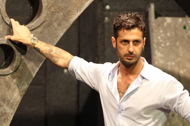 Fabrizio Corona serio