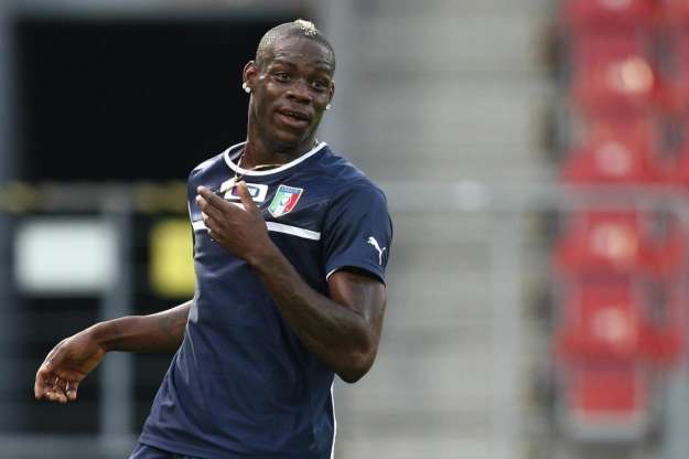 Mario Balotelli durante un allenamento