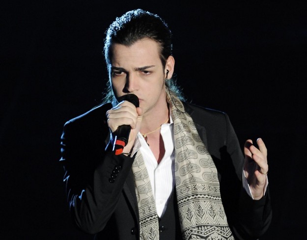 Valerio Scanu canta a Sanremo
