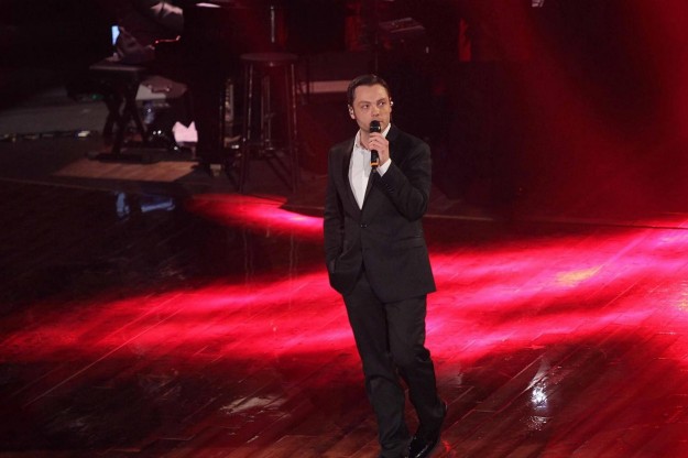 Tiziano Ferro allo show di Panariello