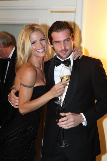 Michelle Hunziker e Tomaso Trussardi eleganti