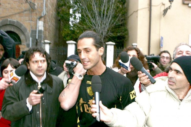 Fabrizio Corona all'uscita dal carcere