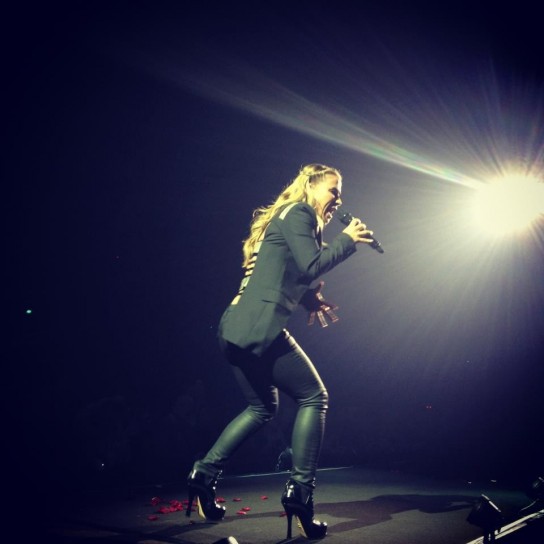 La sua performance sul palco