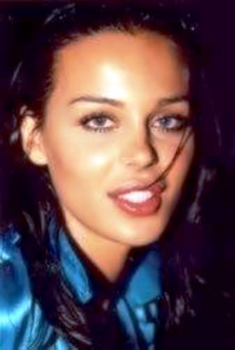 Nina Moric prima della chirurgia estetica