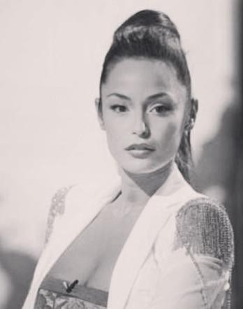 Raffaella in bianco e nero