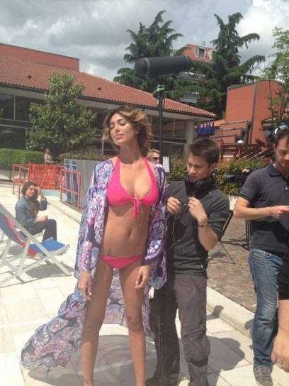 Belen Rodriguez mamma in bikini
