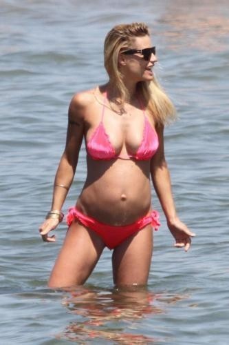 Michelle Hunziker in acqua