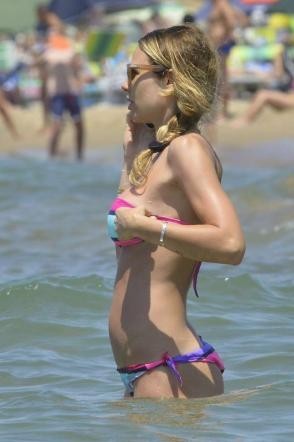 La star tv in bikini