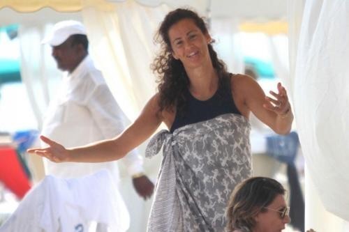 Samantha De Grenet sorridente