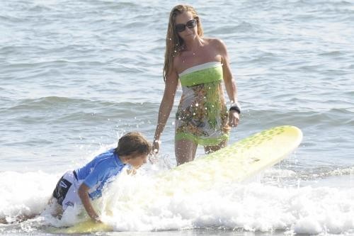 Un piccolo surfista