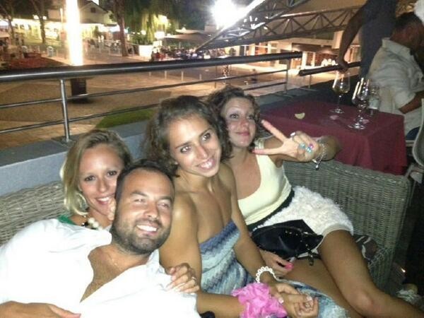 Sorridenti a una festa