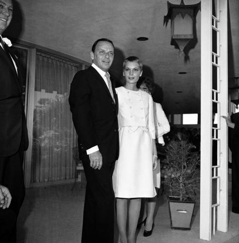 Frank Sinatra e Mia Farrow
