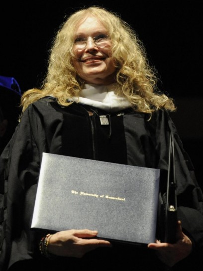Mia Farrow a Storrs