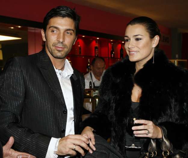 Buffon e Seredova, foto della coppia vip