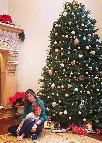 Aida Yespica con il figlio Aaron