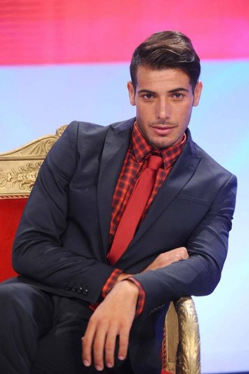 Aldo in posa