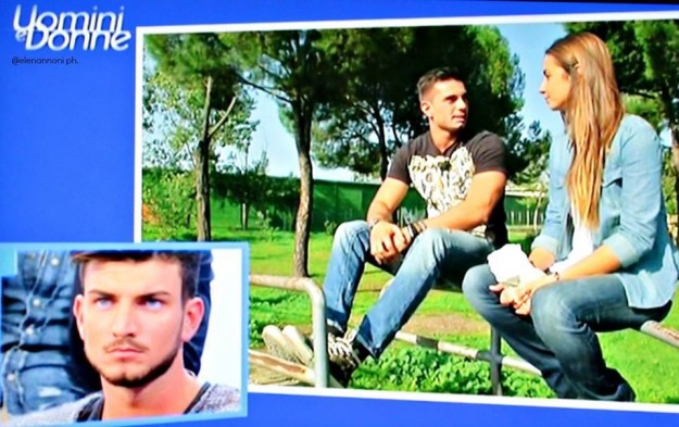 Passeggiata al parco per i due protagonisti di Uomini e Donne