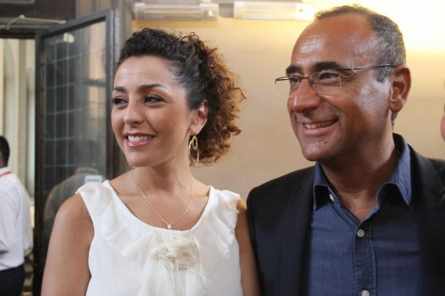 La coppia vip sorridente